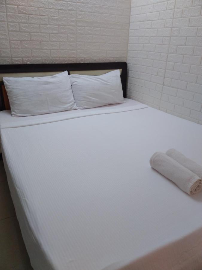 Guest House Uttrang Thành Pho Ho Chí Minh Esterno foto