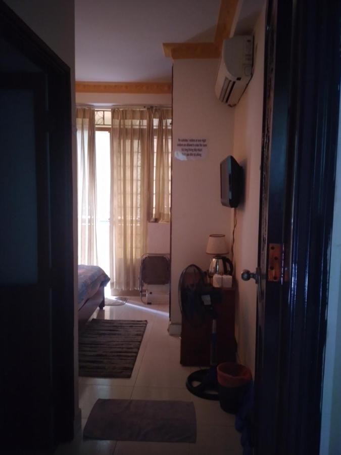 Guest House Uttrang Thành Pho Ho Chí Minh Esterno foto