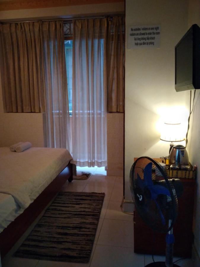 Guest House Uttrang Thành Pho Ho Chí Minh Esterno foto