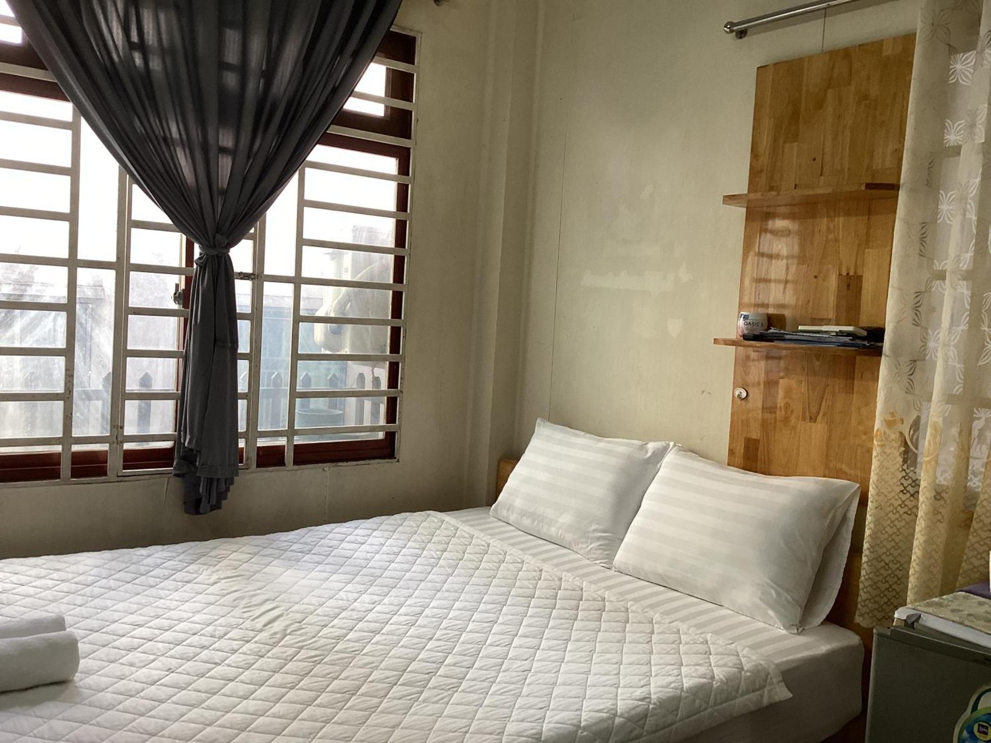 Guest House Uttrang Thành Pho Ho Chí Minh Esterno foto